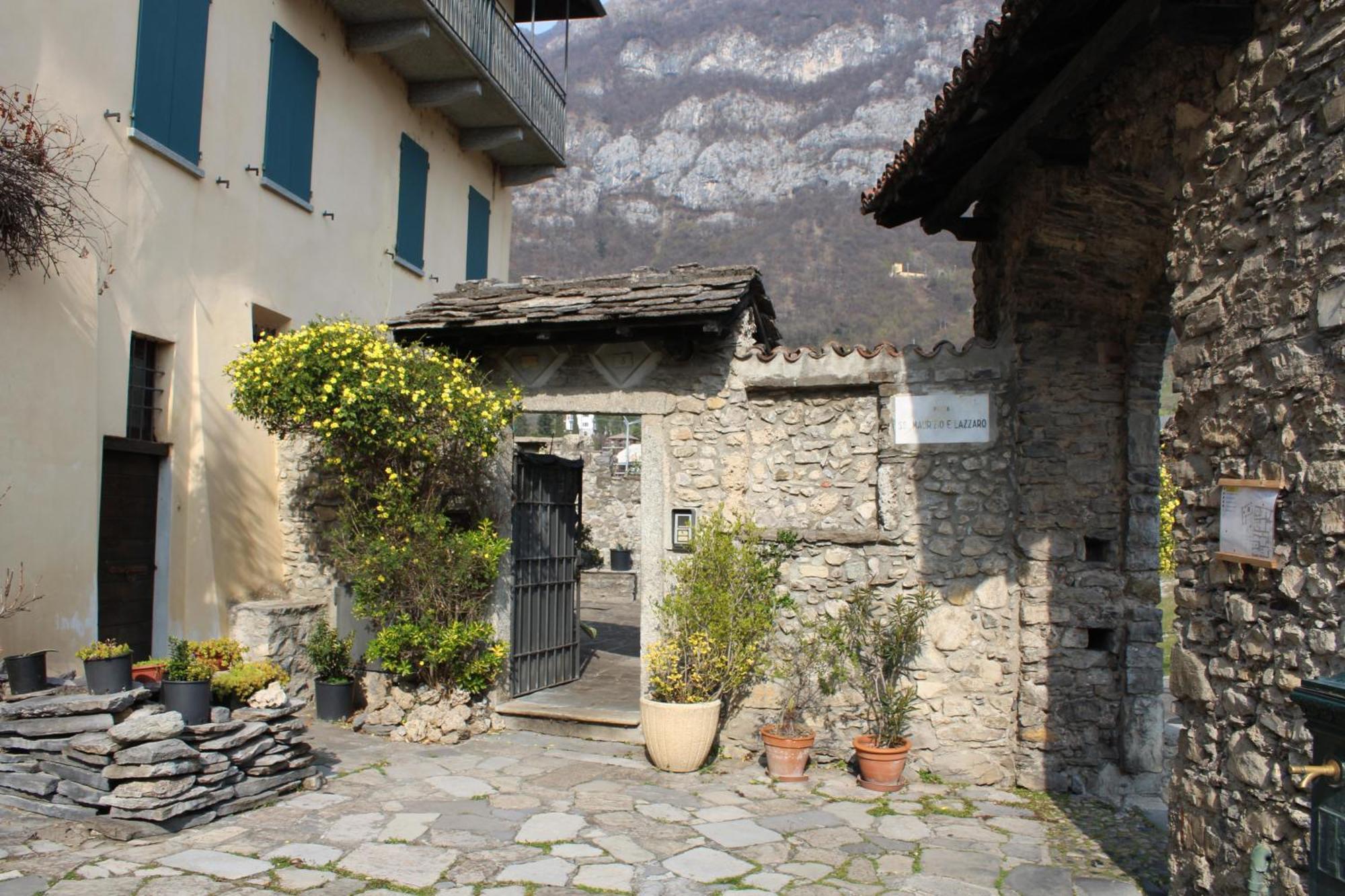 Riva Bianca Castle Holiday Home Lierna Exteriér fotografie